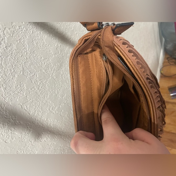 NEW Brown Faux Leather Fringe Crossbody Purse - Picture 11 of 14